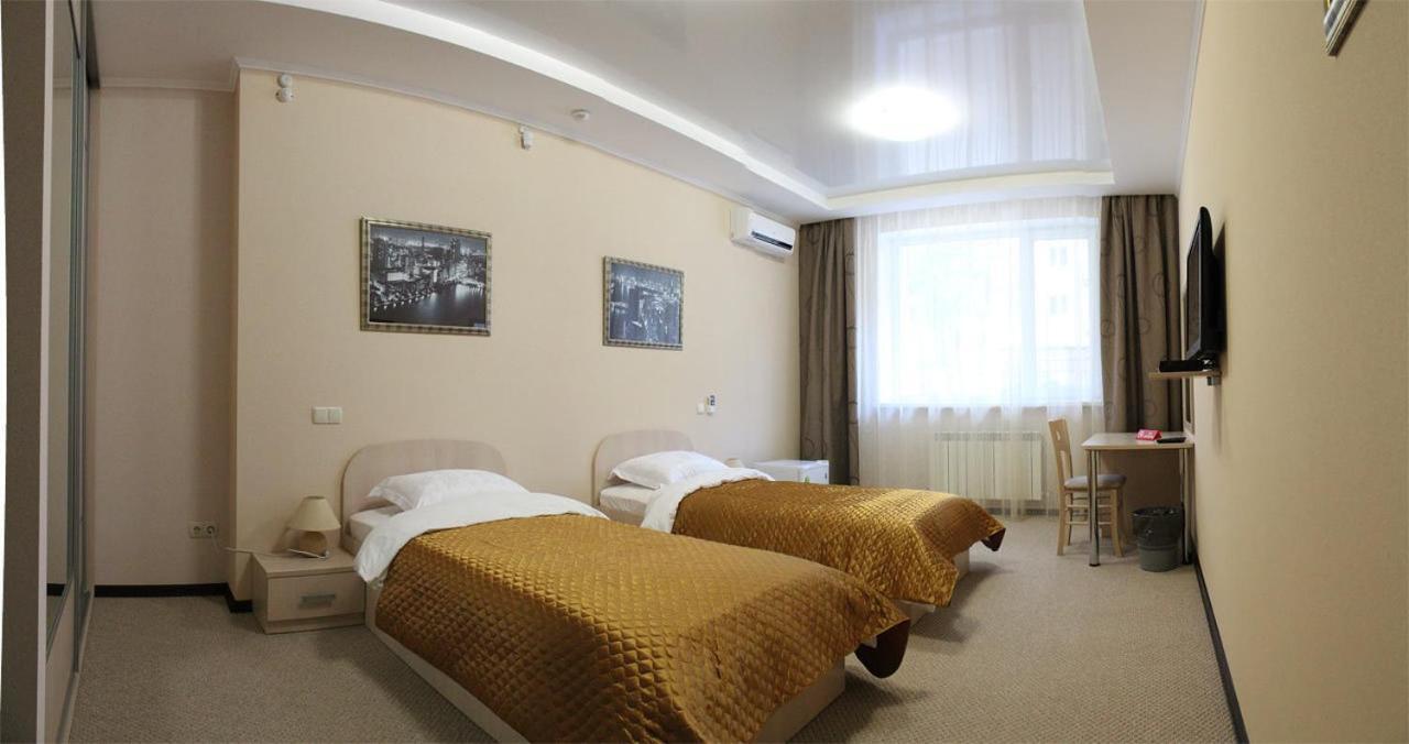 סרטוב Mini Hotel Vizit חדר תמונה